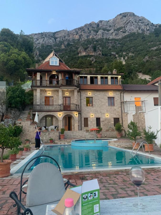 Villa Celaj “The Castle” Krujë Esterno foto