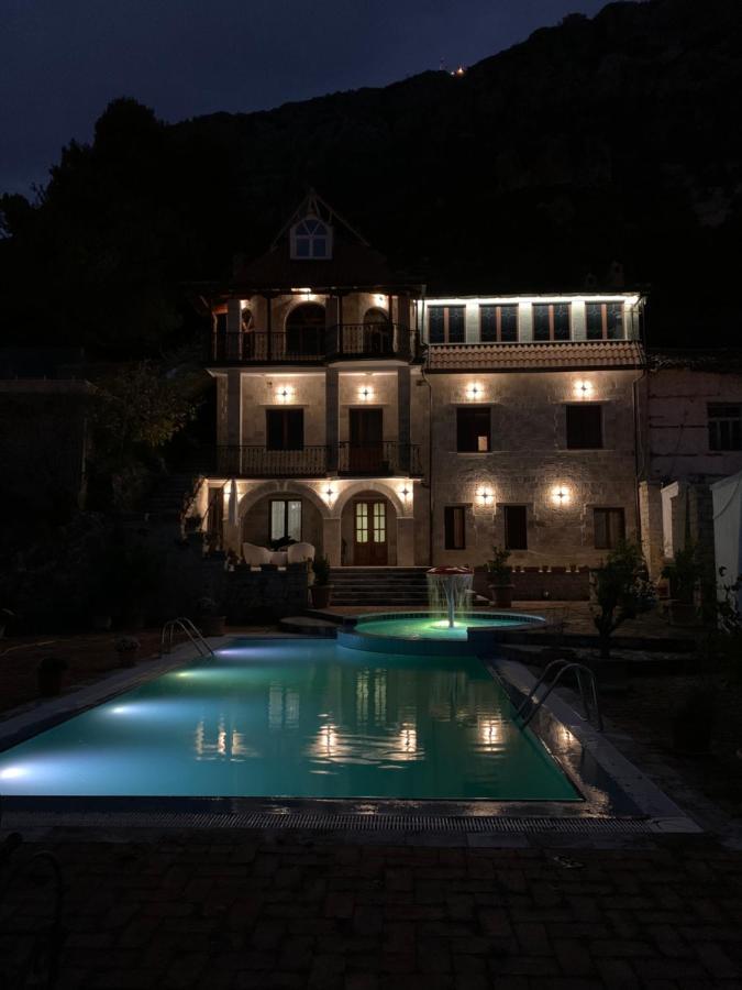 Villa Celaj “The Castle” Krujë Esterno foto